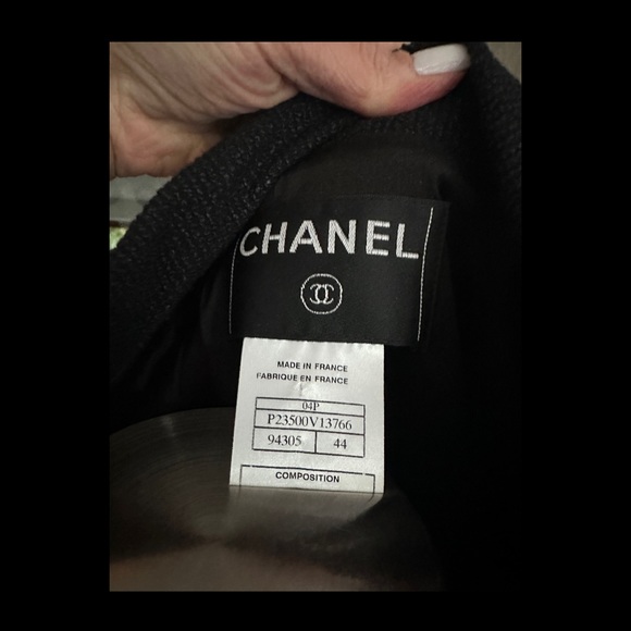 Vintage Chanel Midnight Blue Wool 2004 Frayed Tweed Jacket - Picture 9 of 11